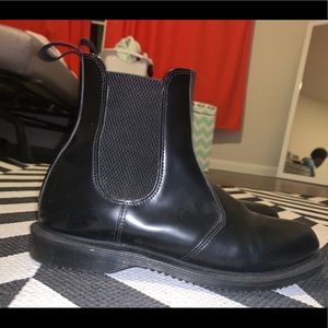black doc martens size 10